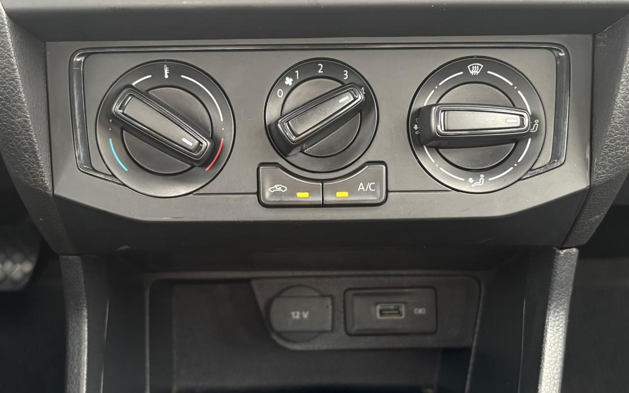 imagem-https://www.socarrao.com.br/sc-vehicle-images-prod/2326510/1782482855752-V2hhdHNBcHAgSW1hZ2UgMjAyNi0wNi0yNiBhdCAxMC40NC41MCAoMSkuanBlZw.jpeg