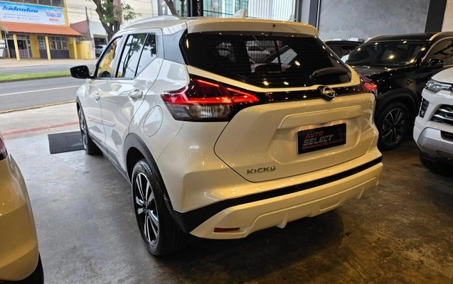 imagem-https://www.socarrao.com.br/sc-vehicle-images-prod/2326513/1790001056227-8223755_4_B_a1788ae88c.jpeg
