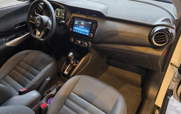 imagem-https://www.socarrao.com.br/sc-vehicle-images-prod/2326513/1790001056247-8223755_9_B_300439abdb.jpeg