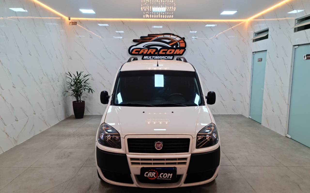 Fiat Doblo Essence 1.8 Flex 16V 5P - foto 2