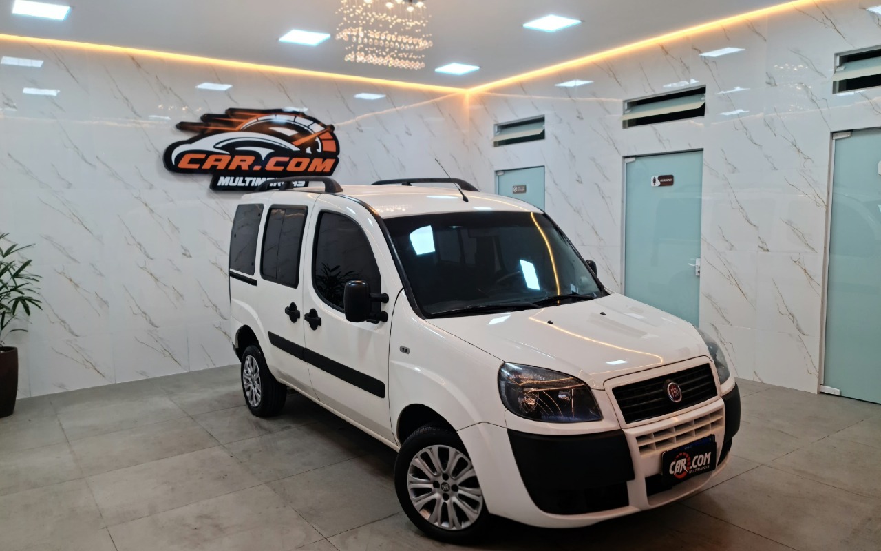 Fiat Doblo Essence 1.8 Flex 16V 5P - foto 3