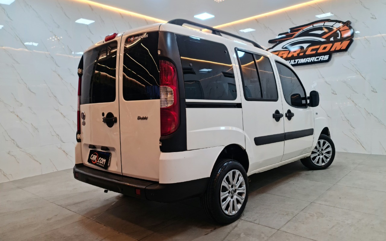 imagem-https://www.socarrao.com.br/sc-vehicle-images-prod/2326874/1782484271210-Ni5qcGc.jpg