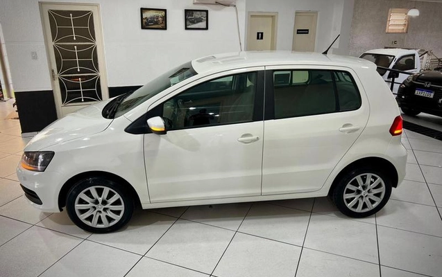 imagem-https://www.socarrao.com.br/sc-vehicle-images-prod/23269/1789472725393-7293936_0_B_11b008fd85.jpeg