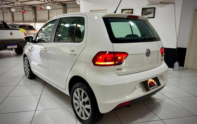 imagem-https://www.socarrao.com.br/sc-vehicle-images-prod/23269/1789472725400-7293936_0_B_7ca17bf6e4.jpeg