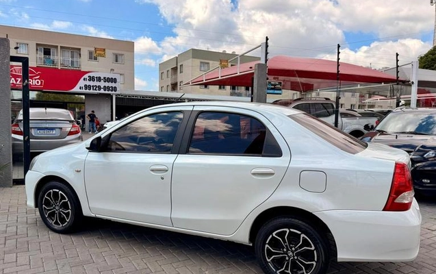 imagem-https://www.socarrao.com.br/sc-vehicle-images-prod/2327246/1786136745071-7625274_0_B_2aeeb01b1d.jpeg