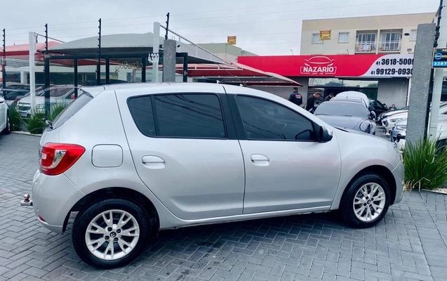 imagem-https://www.socarrao.com.br/sc-vehicle-images-prod/2327274/1786136769258-8148125_6_B_1b6fac9074.jpeg