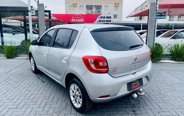 imagem-https://www.socarrao.com.br/sc-vehicle-images-prod/2327274/1786136769263-8148125_10_B_55729a0b1b.jpeg