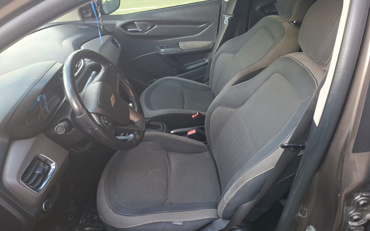 imagem-https://www.socarrao.com.br/sc-vehicle-images-prod/2327595/1782486776737-V2hhdHNBcHAgSW1hZ2UgMjAyNi0wNi0yNSBhdCAxNS40Ni4wNi5qcGVn.jpeg