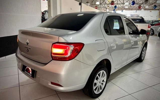 imagem-https://www.socarrao.com.br/sc-vehicle-images-prod/23282/1788467983402-7652341_4_B_f15f0c53ca.jpeg