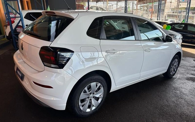 imagem-https://www.socarrao.com.br/sc-vehicle-images-prod/2328397/1783018290627-8222249_6_B_da82be30c9.jpeg