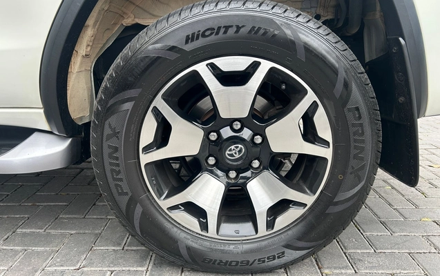 imagem-https://www.socarrao.com.br/sc-vehicle-images-prod/2329087/1789054572038-b2348fb2-0550-4ae3-a8d7-80e36fdaa4e4.jpg