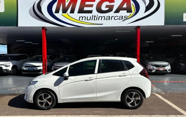 imagem-https://www.socarrao.com.br/sc-vehicle-images-prod/2329237/1782933218984-1782933141888.5.jpg