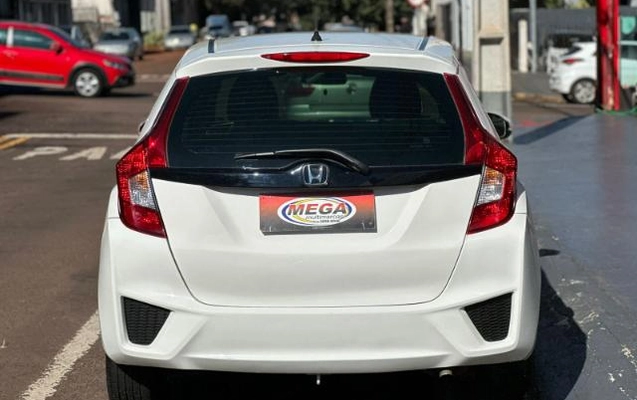 imagem-https://www.socarrao.com.br/sc-vehicle-images-prod/2329237/1782933218987-1782933141888.8.jpg