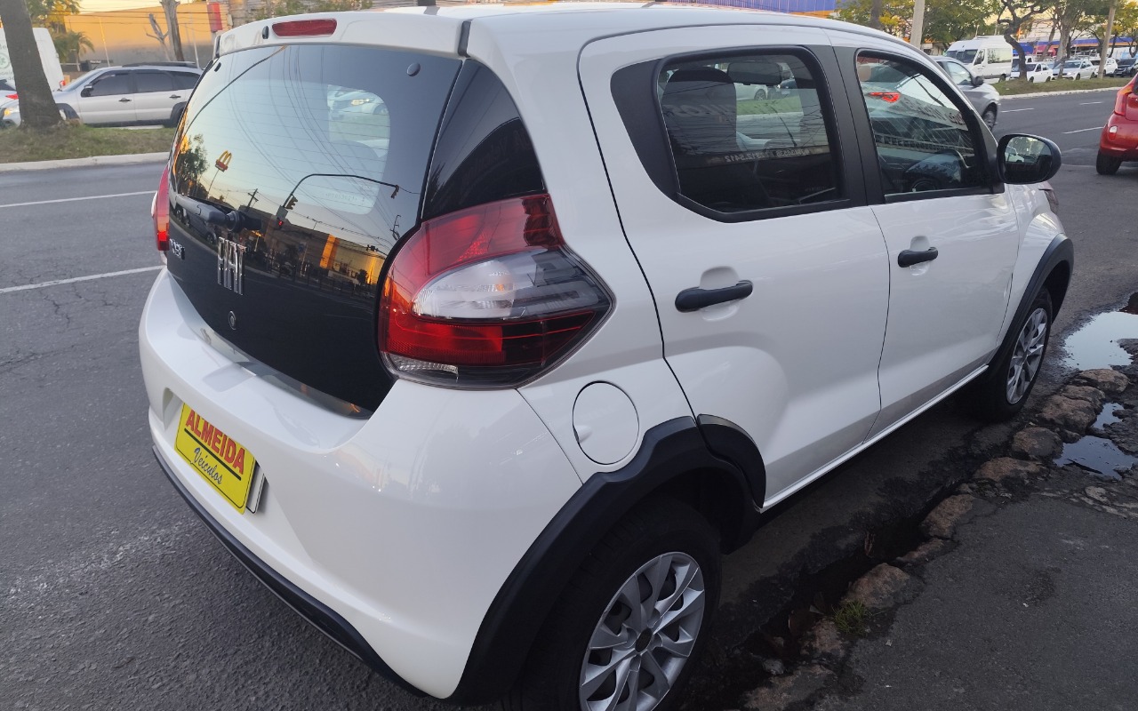 imagem-https://www.socarrao.com.br/sc-vehicle-images-prod/2329290/1782493839508-MTc3OTQ3MDc5NDkzNy5qcGc.jpg