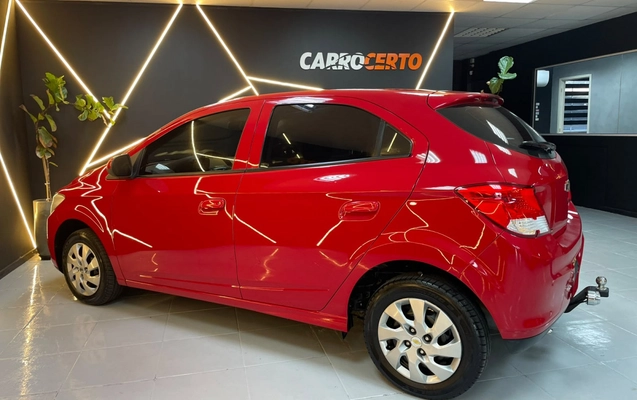 imagem-https://www.socarrao.com.br/sc-vehicle-images-prod/2330171/1782496430649-vgvi7F0rsM3kdCNXTq0LbJ8D3n7ADP0V.jpg