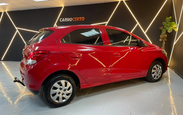 imagem-https://www.socarrao.com.br/sc-vehicle-images-prod/2330171/1782496430650-SFnw0sdedmjpj0kjPlAWroamEb6N3Uxz.jpg