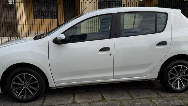 imagem-https://www.socarrao.com.br/sc-vehicle-images-prod/2330289/1789580853733-8096009_5_B_1b3a67214f.jpeg