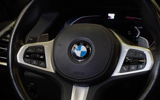 imagem-https://www.socarrao.com.br/sc-vehicle-images-prod/2330399/1789074078461-8225076_12_B_58b001089e.jpeg