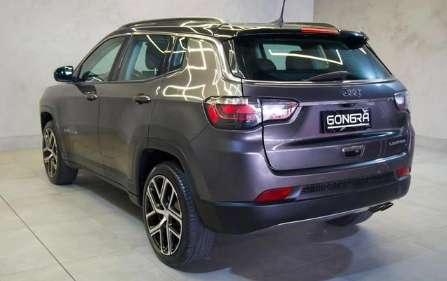 imagem-https://www.socarrao.com.br/sc-vehicle-images-prod/2330447/1788435103577-8222578_1_B_db6817a9cc.jpeg