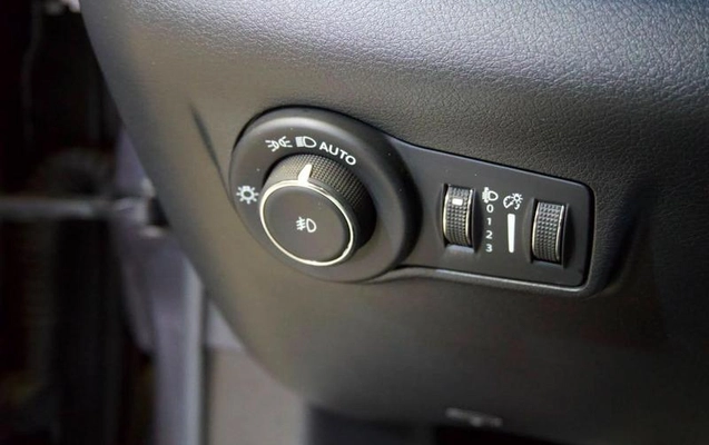 imagem-https://www.socarrao.com.br/sc-vehicle-images-prod/2330447/1788435103611-8222578_10_B_f62719dbb1.jpeg