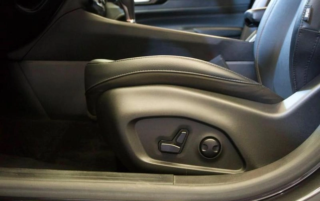 imagem-https://www.socarrao.com.br/sc-vehicle-images-prod/2330447/1788435103617-8222578_17_B_9e85d40acd.jpeg