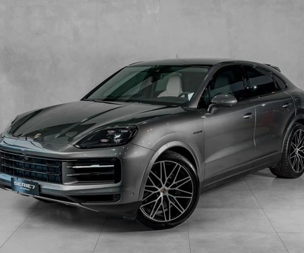 Porsche Cayenne 2025 Cinza — foto 1 de 3
