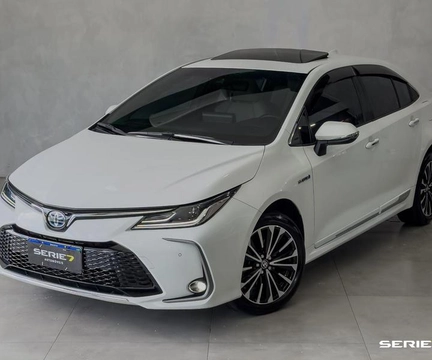 Toyota Corolla 2024 Branco — foto 1 de 3