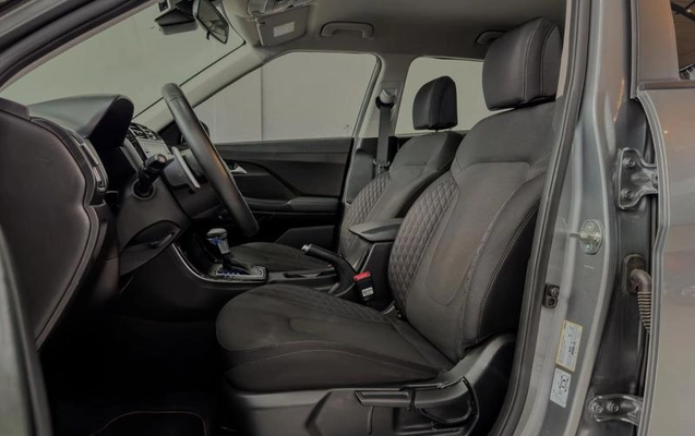 imagem-https://www.socarrao.com.br/sc-vehicle-images-prod/2330656/1789577073800-8175038_9_B_79efab70af.jpeg
