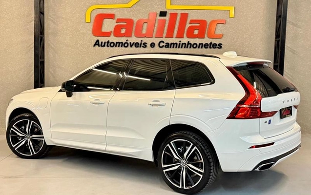 imagem-https://www.socarrao.com.br/sc-vehicle-images-prod/2330678/1787686662835-8224320_17_B_a4705253d1.jpeg