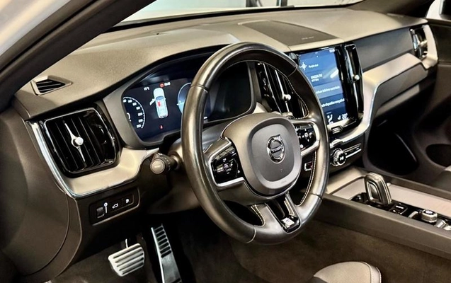imagem-https://www.socarrao.com.br/sc-vehicle-images-prod/2330678/1787686662846-8224320_15_B_2fbb0b792c.jpeg