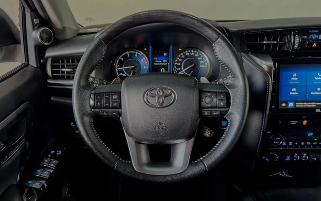imagem-https://www.socarrao.com.br/sc-vehicle-images-prod/2330750/1788381176310-8150609_7_B_c10dd331ba.jpeg