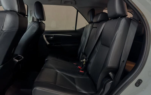 imagem-https://www.socarrao.com.br/sc-vehicle-images-prod/2330750/1788381176316-8150609_7_B_ad5be50644.jpeg
