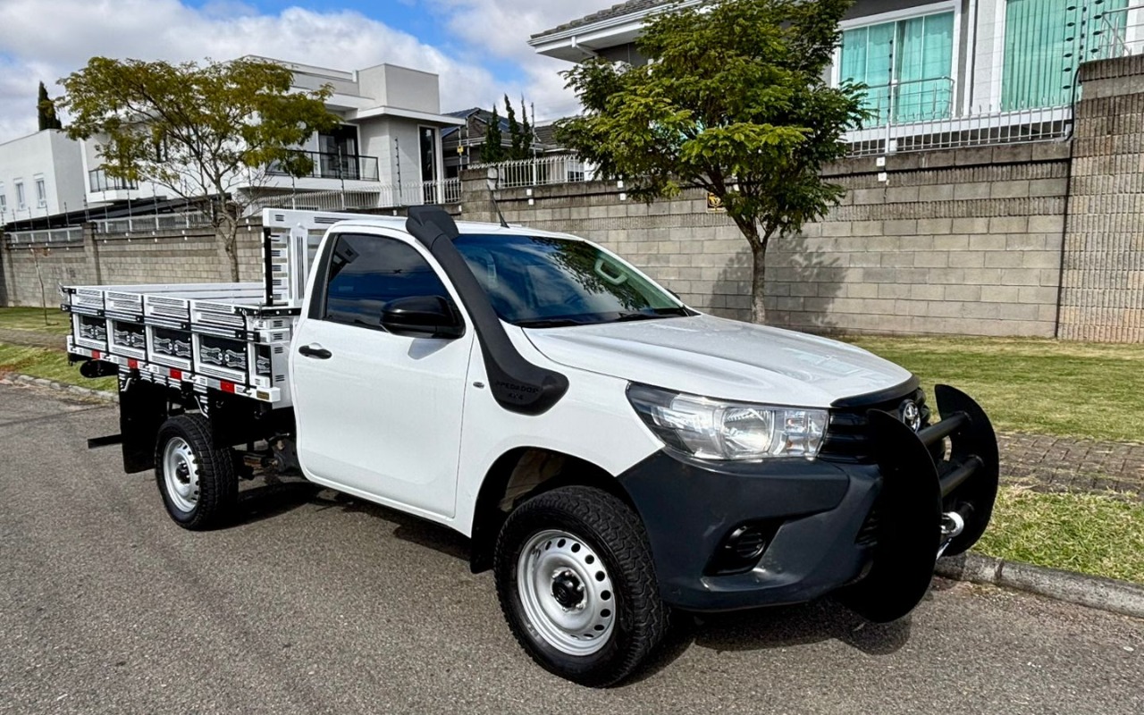 imagem-https://www.socarrao.com.br/sc-vehicle-images-prod/2330751/1782498135644-V2hhdHNBcHAgSW1hZ2UgMjAyNi0wNi0yNiBhdCAxMy41My4wNSAoMSkuanBlZw.jpeg