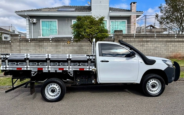 imagem-https://www.socarrao.com.br/sc-vehicle-images-prod/2330751/1782498135911-V2hhdHNBcHAgSW1hZ2UgMjAyNi0wNi0yNiBhdCAxMy41My4wNiAoMSkuanBlZw.jpeg