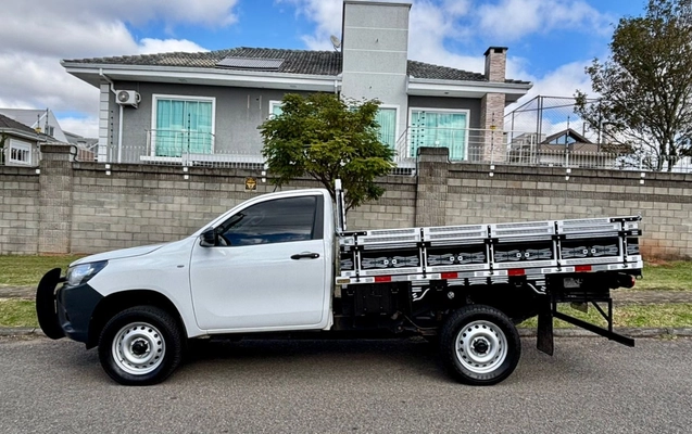 imagem-https://www.socarrao.com.br/sc-vehicle-images-prod/2330751/1782498136205-V2hhdHNBcHAgSW1hZ2UgMjAyNi0wNi0yNiBhdCAxMy41My4wNiAoMykuanBlZw.jpeg