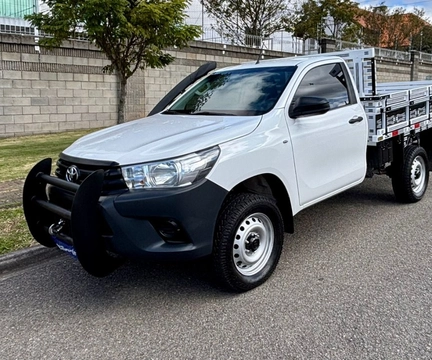 Toyota Hilux 2018 Branco — foto 1 de 3