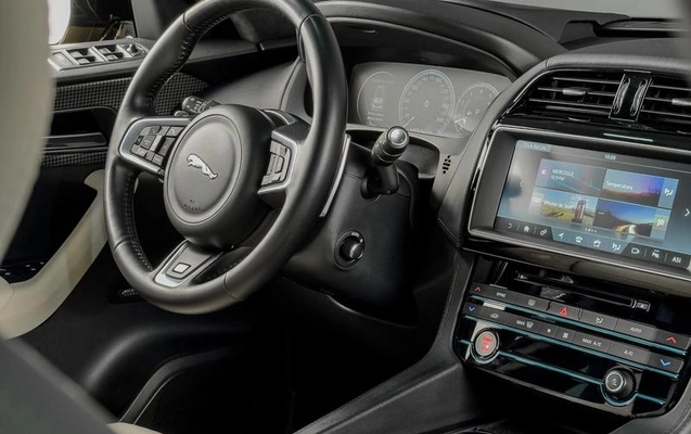 imagem-https://www.socarrao.com.br/sc-vehicle-images-prod/2330752/1785356677516-7502983_16_B_a8e7d19de8.jpeg