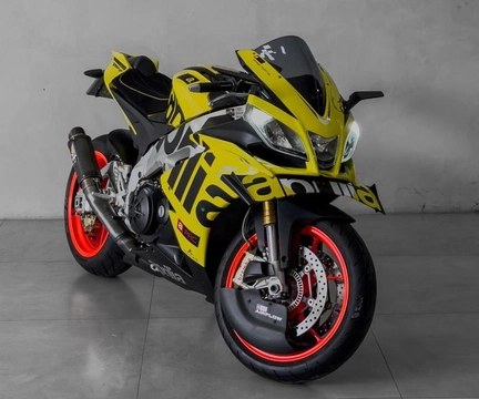 Aprilia RSV MILLE 1000cc 2011 Branco — foto 1 de 3