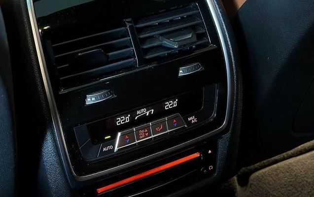 imagem-https://www.socarrao.com.br/sc-vehicle-images-prod/2330951/1784117741823-7740368_8_B_f944542a57.jpeg