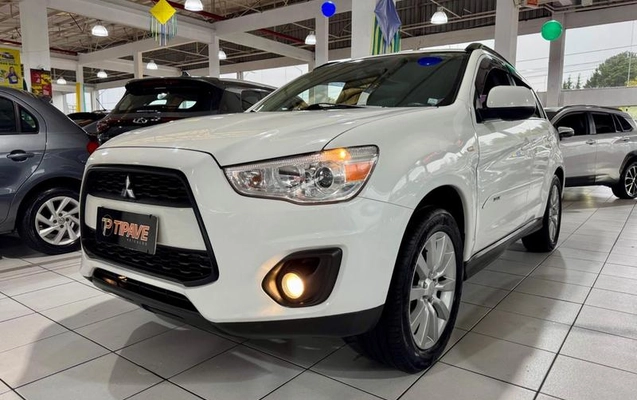imagem-https://www.socarrao.com.br/sc-vehicle-images-prod/2331250/1789642908481-8224572_0_B_6d2f381a60.jpeg