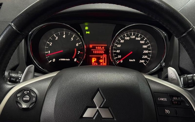 imagem-https://www.socarrao.com.br/sc-vehicle-images-prod/2331250/1789642908493-8224572_10_B_f110da7d10.jpeg