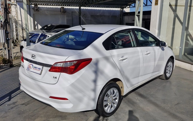 imagem-https://www.socarrao.com.br/sc-vehicle-images-prod/2331387/1782500450836-NS5qcGVn.jpeg