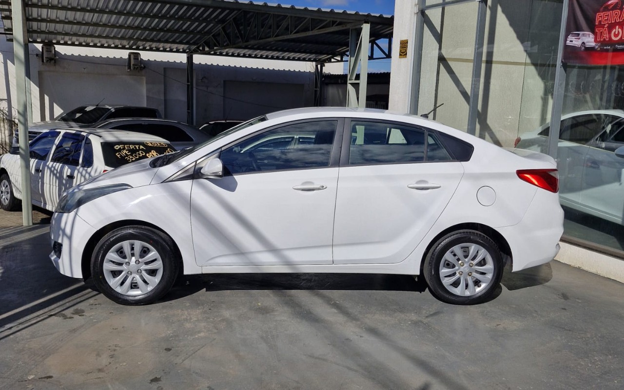 imagem-https://www.socarrao.com.br/sc-vehicle-images-prod/2331387/1782500451219-Ny5qcGVn.jpeg