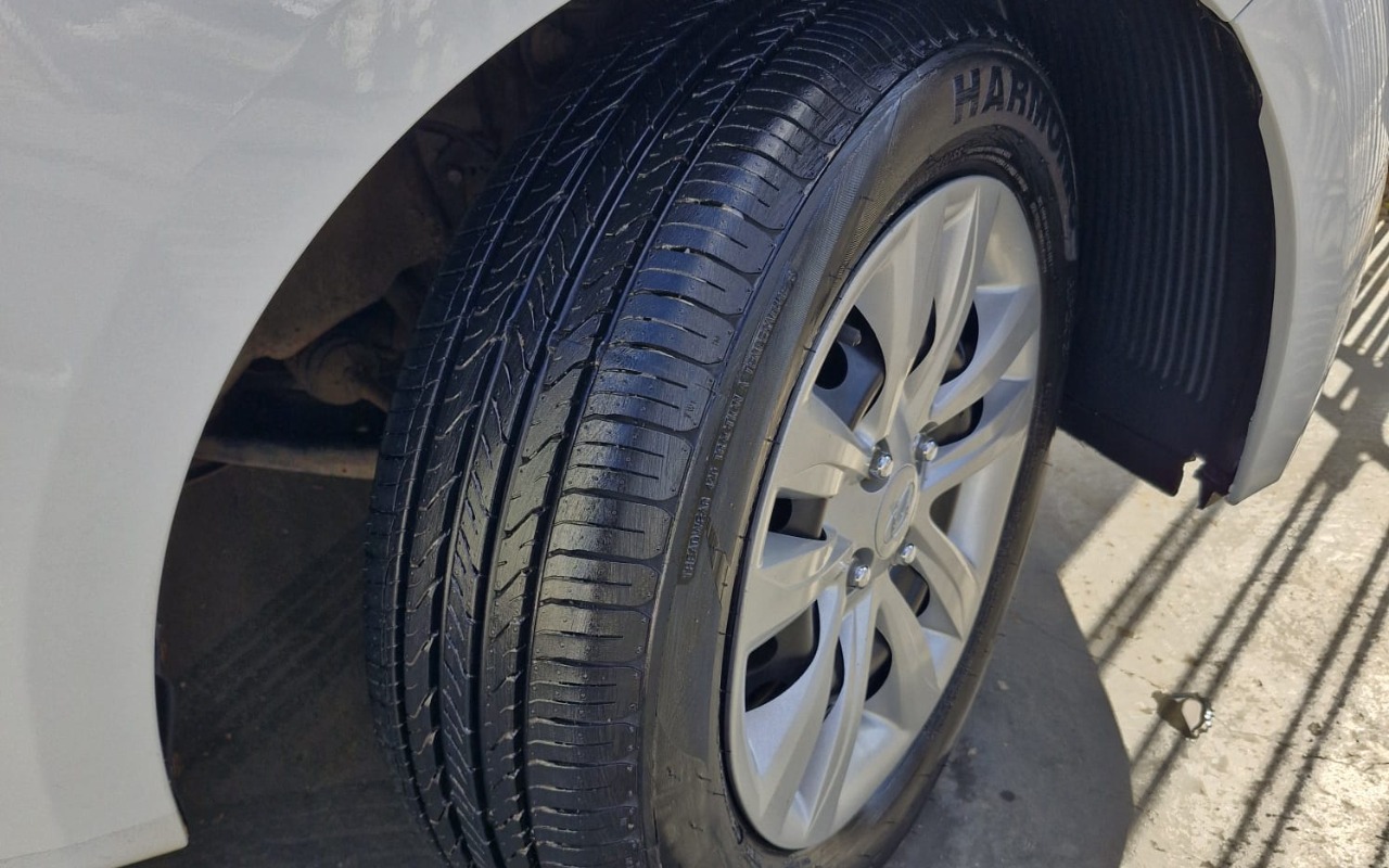 imagem-https://www.socarrao.com.br/sc-vehicle-images-prod/2331387/1782500452709-MTcuanBlZw.jpeg