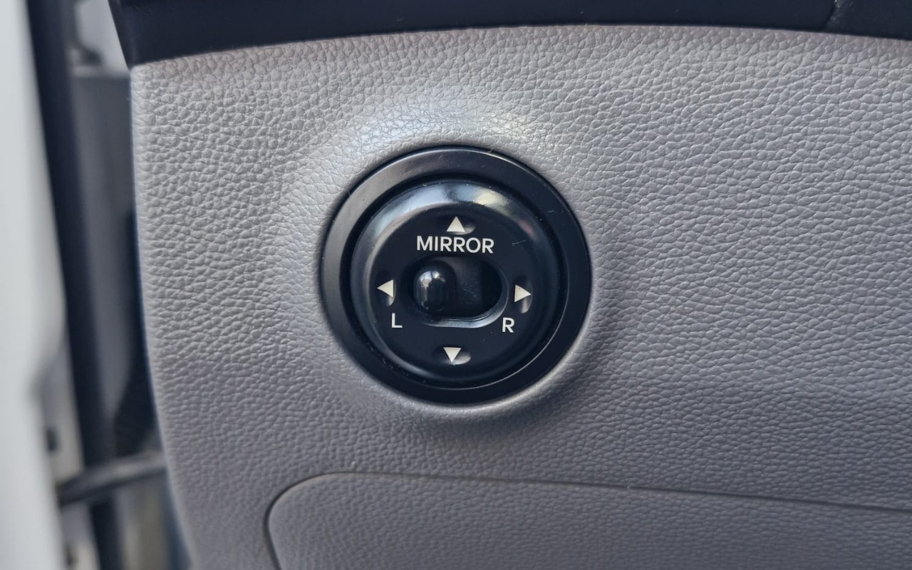 imagem-https://www.socarrao.com.br/sc-vehicle-images-prod/2331387/1782500453396-MjIuanBlZw.jpeg