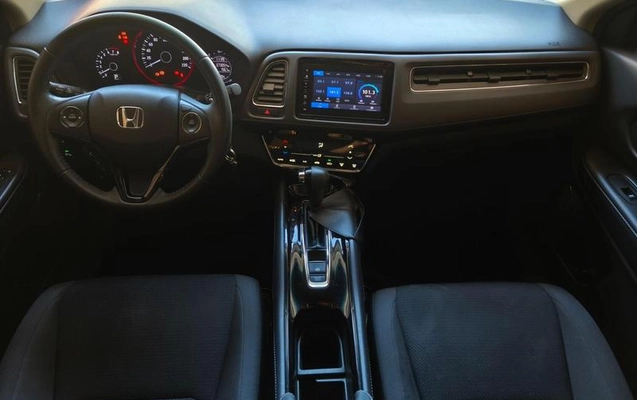 imagem-https://www.socarrao.com.br/sc-vehicle-images-prod/2331444/1787167358964-8221240_11_B_c6f9196cdc.jpeg
