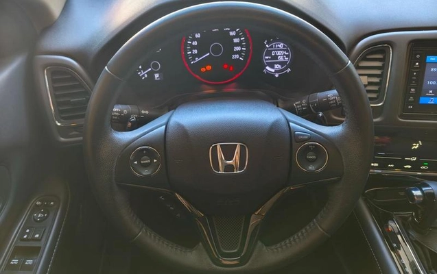 imagem-https://www.socarrao.com.br/sc-vehicle-images-prod/2331444/1787167358982-8221240_11_B_0f6d5d7e99.jpeg