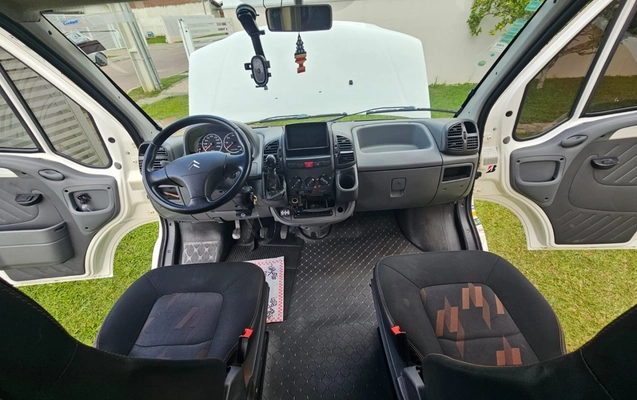 imagem-https://www.socarrao.com.br/sc-vehicle-images-prod/2331449/1782500677299-11_020535.jpg