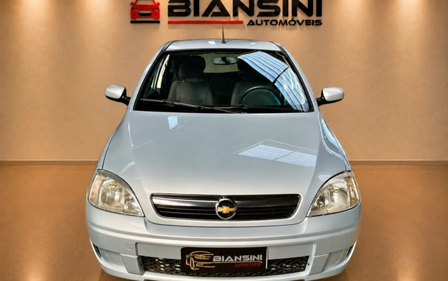 imagem-https://www.socarrao.com.br/sc-vehicle-images-prod/2331578/1782501325551-Yc2yYO06zpNoWk1iZ7x3xuyLG9iznK8Q.jpg