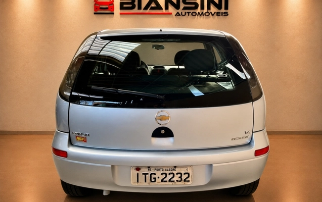 imagem-https://www.socarrao.com.br/sc-vehicle-images-prod/2331578/1782501325553-Tx6u1Df7k9RFmWVHxV336cvaaoteQEdN.jpg
